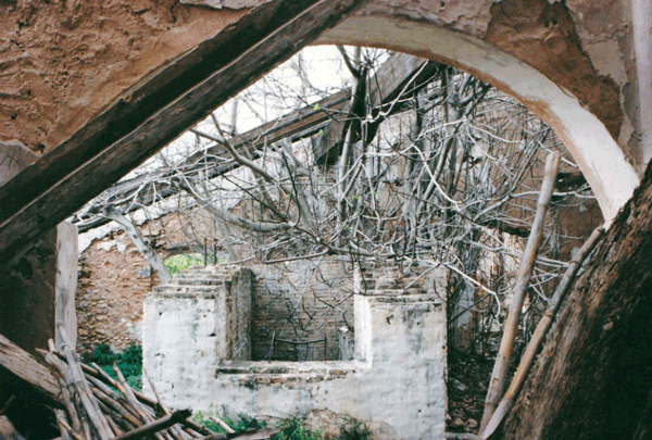 Casa abandonada, Gemma San Cornelio, 1996.
